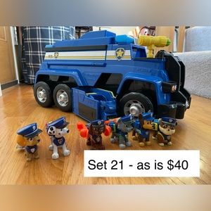 Ultimate Police Patroller with all characters